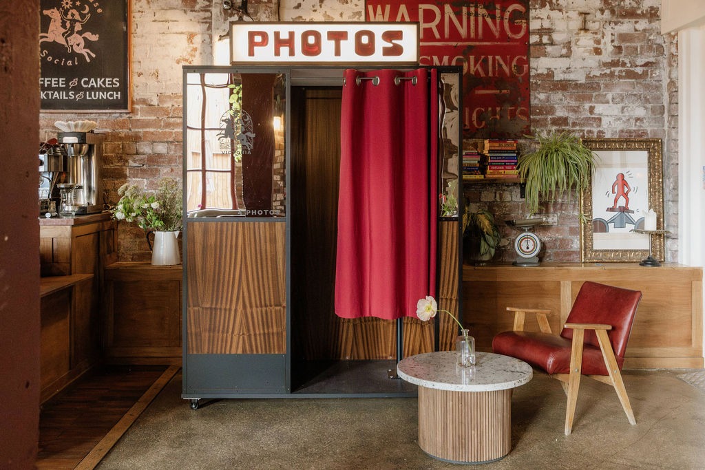Clubhouse Photo Booth
